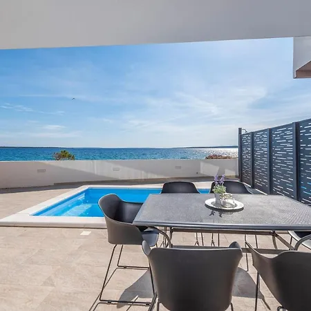Apartment Eni 1