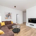 Eni 1 Apartamento *