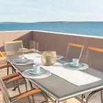 Eni 1 Apartamento