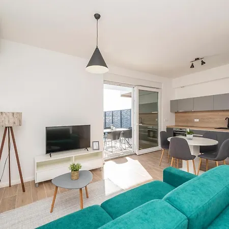 Eni 1 * ماندري