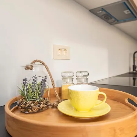 Eni 1 شقة ماندري